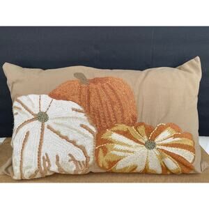 POTTERY BARN PUMPKIN CREWEL EMBROIDERED LUMBAR PILLOW COVER PLUS INSERT 16"x 26"